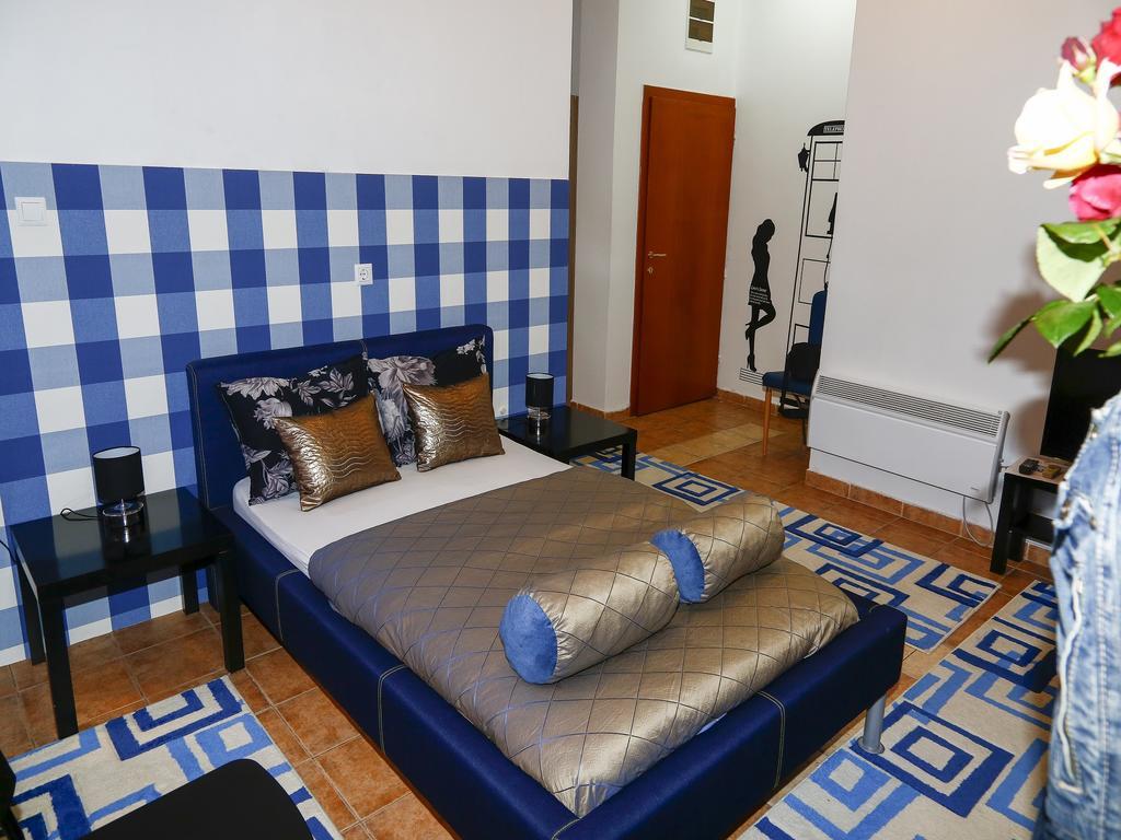 Apart Hotel Kalonis Skopie Habitación foto